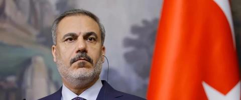 &Phi;&iota;&nu;&tau;ά&nu;: &Pi;&omicron;&lambda;ύ &pi;&epsilon;&rho;&iota;&omicron;&rho;&iota;&sigma;&mu;έ&nu;&omicron;&sigmaf; &omicron; &kappa;ί&nu;&delta;&upsilon;&nu;&omicron;&sigmaf; &gamma;&iota;&alpha; &tau;&eta;&nu; &Kappa;ύ&pi;&rho;&omicron; &alpha;&pi;ό &tau;&omicron; &Iota;&rho;ά&nu;