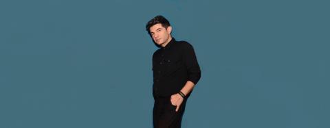 &Beta;&alpha;&rho;ύ &pi;έ&nu;&theta;&omicron;&sigmaf; &gamma;&iota;&alpha; &tau;&omicron;&nu; &Nu;ί&kappa;&omicron; &Kappa;&omicron;&upsilon;&rho;&kappa;&omicron;ύ&lambda;&eta; - &Tau;&omicron; &sigma;&upsilon;&gamma;&kappa;&iota;&nu;&eta;&tau;&iota;&kappa;ό &alpha;&nu;&tau;ί&omicron; &sigma;&tau;&omicron;&nu; &sigma;&tau;&epsilon;&nu;ό &tau;&omicron;&upsilon; &phi;ί&lambda;&omicron; &kappa;&alpha;&iota; &kappa;&omicron;&upsilon;&mu;&pi;ά&rho;&omicron;