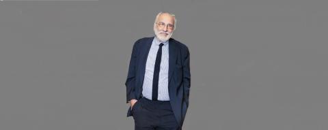 &Eta; &alpha;&nu;&tau;ί&delta;&rho;&alpha;&sigma;ή &Alpha;&lambda;έ&xi;&alpha;&nu;&delta;&rho;&omicron;&upsilon; &Lambda;&upsilon;&kappa;&omicron;&upsilon;&rho;έ&zeta;&omicron;&upsilon; &mu;&epsilon;&tau;ά &tau;&iota;&sigmaf; &delta;&eta;&lambda;ώ&sigma;&epsilon;&iota;&sigmaf; &tau;&eta;&sigmaf; &kappa;ό&rho;&eta;&sigmaf; &tau;&omicron;&upsilon; &gamma;&iota;&alpha; &sigma;&epsilon;&xi;&omicron;&upsilon;&alpha;&lambda;&iota;&kappa;ή &pi;&alpha;&rho;&epsilon;&nu;ό&chi;&lambda;&eta;&sigma;&eta; &alpha;&pi;ό &sigma;&upsilon;&nu;&epsilon;&rho;&gamma;ά&tau;&eta; &tau;&omicron;&upsilon;