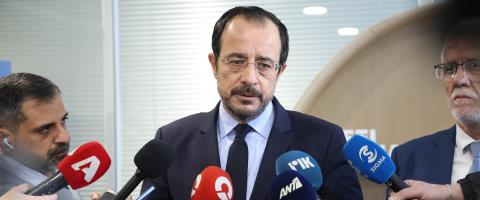 &Sigma;&tau;ό&chi;&omicron;&sigmaf; &tau;&eta;&sigmaf; &Kappa;&upsilon;&beta;έ&rho;&nu;&eta;&sigma;&eta;&sigmaf; &eta; &epsilon;&nu;ί&sigma;&chi;&upsilon;&sigma;&eta; &tau;&omega;&nu; &pi;&alpha;&rho;&epsilon;&chi;ό&mu;&epsilon;&nu;&omega;&nu; &upsilon;&pi;&eta;&rho;&epsilon;&sigma;&iota;ώ&nu; &upsilon;&gamma;&epsilon;ί&alpha;-&laquo;&Tau;&alpha; &pi;&tau;&eta;&tau;&iota;&kappa;ά &mu;έ&sigma;&alpha; &tau;&eta;&sigmaf; &Epsilon;&Phi; &epsilon;ί&nu;&alpha;&iota; &sigma;&tau;&eta; &delta;&iota;ά&theta;&epsilon;&sigma;&eta; &tau;&omega;&nu; &sigma;&upsilon;&mu;&pi;&alpha;&tau;&rho;&iota;&omega;&tau;ώ&nu; &mu;&alpha;&sigmaf;&raquo;