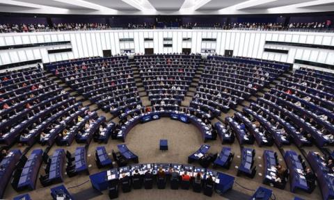 &Omicron;&iota; &epsilon;&xi;&epsilon;&lambda;ί&xi;&epsilon;&iota;&sigmaf; &sigma;&epsilon; &Mu;έ&sigma;&eta; &Alpha;&nu;&alpha;&tau;&omicron;&lambda;ή &kappa;&alpha;&iota; &eta; &sigma;&tau;&epsilon;&gamma;&alpha;&sigma;&tau;&iota;&kappa;ή &kappa;&rho;ί&sigma;&eta; &sigma;&tau;&omicron; &epsilon;&pi;ί&kappa;&epsilon;&nu;&tau;&rho;&omicron; &tau;&eta;&sigmaf; &Omicron;&lambda;&omicron;&mu;έ&lambda;&epsilon;&iota;&alpha;&sigmaf; &tau;&omicron;&upsilon;&sigmaf; &Epsilon;&upsilon;&rho;&omega;&kappa;&omicron;&iota;&nu;&omicron;&beta;&omicron;&upsilon;&lambda;ί&omicron;&upsilon;