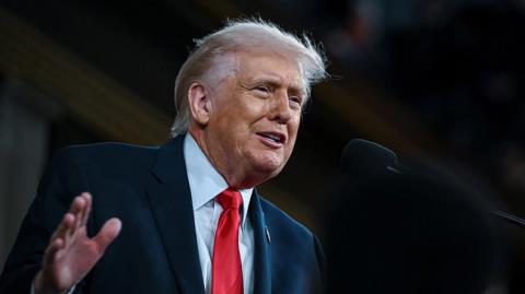 Τραμπ για άνοδο πετρελαίου πάνω από τα 100 δολάρια: Μικρό τίμημα για την ασφάλεια των ΗΠΑ και του κόσμου