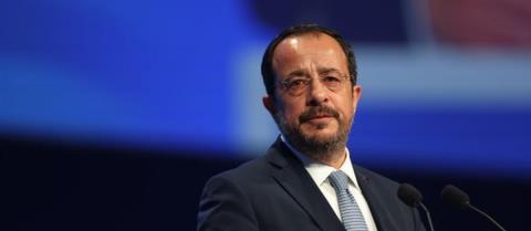 &Pi;&rho;ό&epsilon;&delta;&rho;&omicron;&sigmaf; &gamma;&iota;&alpha; &tau;&alpha; F-16 &sigma;&tau;&alpha; &kappa;&alpha;&tau;&epsilon;&chi;ό&mu;&epsilon;&nu;&alpha;: Ό,&tau;&iota; &kappa;&alpha;&iota; &nu;&alpha; &pi;&rho;ά&xi;&omicron;&upsilon;&nu;, ό,&tau;&iota; &kappa;&alpha;&iota; &nu;&alpha; &phi;έ&rho;&omicron;&upsilon;&nu;, &delta;&epsilon;&nu; &theta;&alpha; &pi;ά&psi;&epsilon;&iota; &nu;&alpha; &epsilon;ί&nu;&alpha;&iota; &kappa;&alpha;&tau;&omicron;&chi;&iota;&kappa;ή &delta;ύ&nu;&alpha;&mu;&eta; &sigma;&tau;&eta;&nu; &Kappa;ύ&pi;&rho;&omicron;