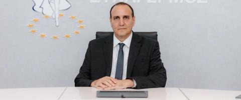 &Alpha;&pi;ά&nu;&tau;&eta;&sigma;&epsilon; &sigma;&tau;&alpha; &pi;&upsilon;&rho;ά &tau;&omicron;&upsilon; &Alpha;&Kappa;&Epsilon;&Lambda; &gamma;&iota;&alpha; &epsilon;&kappa;&pi;&omicron;&iota;ή&sigma;&epsilon;&iota;&sigmaf; &omicron; &Delta;&Eta;&Sigma;&Upsilon;-&laquo;&Omicron;&iota; &alpha;&pi;&lambda;&omicron;ϊ&kappa;έ&sigmaf; &lambda;ύ&sigma;&epsilon;&iota;&sigmaf; &tau;&omicron;&upsilon; &Alpha;&Kappa;&Epsilon;&Lambda; &epsilon;&phi;&alpha;&rho;&mu;ό&sigma;&tau;&eta;&kappa;&alpha;&nu; &sigma;&tau;&eta; &pi;&epsilon;&nu;&tau;&alpha;&epsilon;&tau;ί&alpha; &tau;&omicron;&upsilon; &kappa;&alpha;&iota; &kappa;&alpha;&tau;έ&sigma;&tau;&rho;&epsilon;&psi;&alpha;&nu; &tau;&omicron;&nu; &tau;ό&pi;&omicron;&raquo;