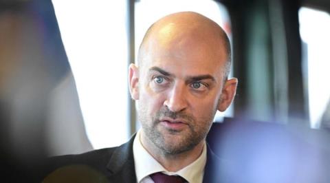 &Eta; &Gamma;&alpha;&lambda;&lambda;ί&alpha; &alpha;&nu;&alpha;&mu;έ&nu;&epsilon;&iota; &alpha;&pi;ό &tau;&omicron; &Iota;&rho;ά&nu; &nu;&alpha; &epsilon;&gamma;&kappa;&alpha;&tau;&alpha;&lambda;&epsilon;ί&psi;&epsilon;&iota; &tau;&omicron;&nu; &rho;ό&lambda;&omicron; &alpha;&pi;&omicron;&sigma;&tau;&alpha;&theta;&epsilon;&rho;&omicron;&pi;&omicron;&iota;&eta;&tau;&iota;&kappa;ή&sigmaf; &delta;ύ&nu;&alpha;&mu;&eta;&sigmaf; &kappa;&alpha;&iota; &delta;&eta;&lambda;ώ&nu;&epsilon;&iota; &sigma;&tau;ή&rho;&iota;&xi;&eta; &sigma;&epsilon; &Kappa;ύ&pi;&rho;&omicron; &kappa;&alpha;&iota; &Lambda;ί&beta;&alpha;&nu;&omicron;