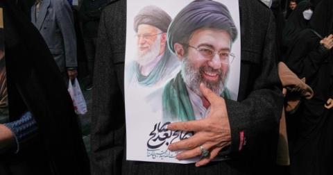 &Alpha;&nu;ά&lambda;&upsilon;&sigma;&eta; CNN &gamma;&iota;&alpha; &Iota;&rho;ά&nu;: &Tau;&omicron; &pi;&rho;ώ&tau;&omicron; &delta;&iota;ά&gamma;&gamma;&epsilon;&lambda;&mu;&alpha; &tau;&omicron;&upsilon; &Mu;&omicron;&tau;&zeta;&tau;ά&mu;&pi;&alpha; &Chi;&alpha;&mu;&epsilon;&nu;&epsilon;ΐ ά&phi;&eta;&sigma;&epsilon; &alpha;&nu;&alpha;&pi;ά&nu;&tau;&eta;&tau;&omicron; έ&nu;&alpha; &beta;&alpha;&sigma;&iota;&kappa;ό &epsilon;&rho;ώ&tau;&eta;&mu;&alpha;