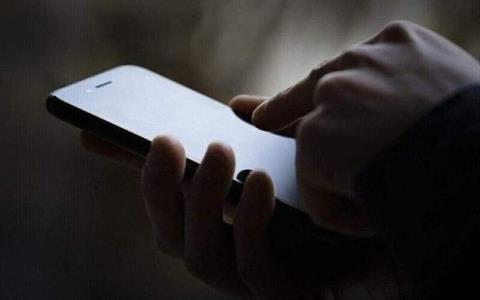 &Delta;&iota;&pi;&lambda;ή &delta;&iota;&alpha;&delta;&iota;&kappa;&tau;&upsilon;&alpha;&kappa;ή &alpha;&pi;ά&tau;&eta; &sigma;&epsilon; &beta;ά&rho;&omicron;&sigmaf; 76&chi;&rho;&omicron;&nu;&omicron;&upsilon; &sigma;&tau;&eta; &Lambda;&epsilon;&mu;&epsilon;&sigma;ό, &pi;&alpha;&rho;ί&sigma;&tau;&alpha;&nu;&alpha;&nu; &tau;&omicron;&upsilon;&sigmaf; &delta;&iota;&kappa;&eta;&gamma;ό&rho;&omicron;&upsilon;&sigmaf;-Έ&chi;&alpha;&sigma;&epsilon; &pi;ά&nu;&omega; &alpha;&pi;ό 100.000