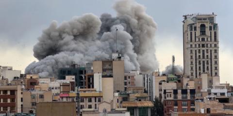 &Tau;&alpha; &tau;&rho;ί&alpha; &sigma;&epsilon;&nu;ά&rho;&iota;&alpha; &gamma;&iota;&alpha; &tau;&eta;&nu; &epsilon;&pi;ό&mu;&epsilon;&nu;&eta; &mu;έ&rho;&alpha; &sigma;&tau;&omicron; &Iota;&rho;ά&nu;-&Tau;&omicron; &pi;&iota;&theta;&alpha;&nu;ό&tau;&epsilon;&rho;&omicron;, &tau;&omicron; &epsilon;&phi;&iota;&alpha;&lambda;&tau;&iota;&kappa;ό &kappa;&alpha;&iota; &tau;&omicron; &alpha;&iota;&sigma;&iota;ό&delta;&omicron;&xi;&omicron;