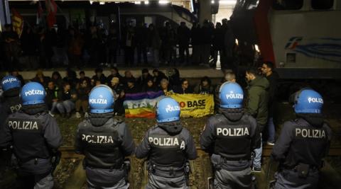 &Delta;&iota;&alpha;&delta;&eta;&lambda;&omega;&tau;έ&sigmaf; &omicron;&rho;&gamma;ά&nu;&omega;&sigma;&alpha;&nu; &kappa;&alpha;&theta;&iota;&sigma;&tau;&iota;&kappa;ή &delta;&iota;&alpha;&mu;&alpha;&rho;&tau;&upsilon;&rho;ί&alpha; &sigma;&tau;&eta;&nu; &Pi;ί&zeta;&alpha;-&Epsilon;&mu;&pi;ό&delta;&iota;&sigma;&alpha;&nu; &tau;&eta; &mu;&epsilon;&tau;&alpha;&phi;&omicron;&rho;ά &sigma;&tau;&rho;&alpha;&tau;&iota;&omega;&tau;&iota;&kappa;&omicron;ύ &upsilon;&lambda;&iota;&kappa;&omicron;ύ