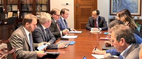 &Tau;&omicron; &kappa;ό&beta;&epsilon;&iota; &mu;ί&alpha; &kappa;&alpha;&iota; &kappa;&alpha;&lambda;ή &omicron; &Beta;ά&rho;&chi;&epsilon;&lambda;&iota; &gamma;&iota;&alpha; &tau;&iota;&sigmaf; &theta;&alpha;&nu;&alpha;&tau;ώ&sigma;&epsilon;&iota;&sigmaf; &mu;&epsilon;&tau;ά &tau;&eta;&nu; &sigma;&upsilon;&nu;ά&nu;&tau;&eta;&sigma;&eta; &mu;&epsilon; &Chi;&rho;&iota;&sigma;&tau;&omicron;&delta;&omicron;&upsilon;&lambda;ί&delta;&eta;-&Kappa;&alpha;&theta;&omicron;&rho;&iota;&sigma;&tau;&iota;&kappa;ή &sigma;&upsilon;&nu;ά&nu;&tau;&eta;&sigma;&eta; &mu;&epsilon; &kappa;&tau;&eta;&nu;&omicron;&tau;&rho;ό&phi;&omicron;&upsilon;&sigmaf;