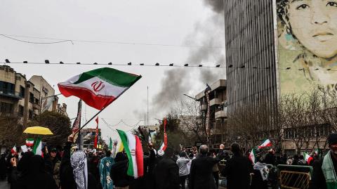 &Beta;&Iota;&Nu;&Tau;&Epsilon;&Omicron;: &Mu;ί&alpha; &nu;&epsilon;&kappa;&rho;ή &delta;&iota;&alpha;&delta;&eta;&lambda;ώ&tau;&rho;&iota;&alpha; &mu;&epsilon;&tau;ά &alpha;&pi;ό έ&kappa;&rho;&eta;&xi;&eta; &sigma;&epsilon; &kappa;&tau;ί&rho;&iota;&omicron; &sigma;&tau;&eta;&nu; &Tau;&epsilon;&chi;&epsilon;&rho;ά&nu;&eta;