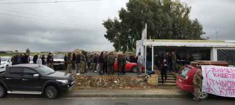 &Beta;&Iota;&Nu;&Tau;&Epsilon;&Omicron;: &Omicron;&rho;&gamma;ή &kappa;&tau;&eta;&nu;&omicron;&tau;&rho;ό&phi;&omega;&nu; &gamma;&iota;&alpha; &tau;&iota;&sigmaf; &alpha;&pi;&omicron;&phi;ά&sigma;&epsilon;&iota;&sigmaf; &tau;&eta;&sigmaf; &Kappa;&upsilon;&beta;έ&rho;&nu;&eta;&sigma;&eta;&sigmaf;-&Phi;&omega;&nu;έ&sigmaf; &kappa;&alpha;&iota; έ&nu;&tau;&alpha;&sigma;&eta; &sigma;&tau;&eta; &sigma;&upsilon;&nu;ά&nu;&tau;&eta;&sigma;&eta; &sigma;&tau;&omicron; &Sigma;&Omicron;&Pi;&Alpha;&Zeta;