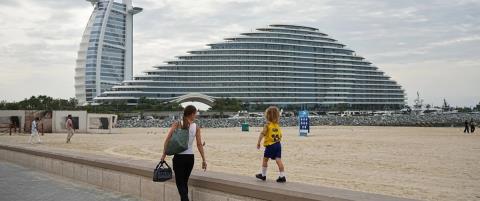 &Tau;&omicron; &Nu;&tau;&omicron;&upsilon;&mu;&pi;ά&iota;, &delta;ύ&omicron; &epsilon;&beta;&delta;&omicron;&mu;ά&delta;&epsilon;&sigmaf; &mu;&epsilon;&tau;ά &tau;&eta;&nu; έ&nu;&alpha;&rho;&xi;&eta; &tau;&omicron;&upsilon; &pi;&omicron;&lambda;έ&mu;&omicron;&upsilon;-&Alpha;&nu;&eta;&sigma;&upsilon;&chi;ί&alpha; &kappa;&alpha;&iota; &sigma;&eta;&mu;ά&delta;&iota;&alpha; &alpha;&pi;ό &pi;&upsilon;&rho;&alpha;ύ&lambda;&omicron;&upsilon;&sigmaf; &sigma;&tau;&alpha; &kappa;&tau;ί&rho;&iota;&alpha;(pics)