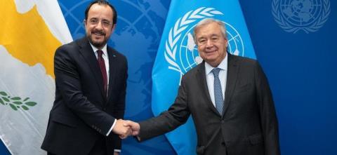 &Beta;&lambda;έ&pi;&epsilon;&iota; &pi;&rho;ώ&tau;&alpha; &Gamma;&kappa;&omicron;&upsilon;&tau;έ&rho;&epsilon;&sigmaf; &kappa;&alpha;&iota; &sigma;&tau;&eta; &sigma;&upsilon;&nu;έ&chi;&epsilon;&iota;&alpha; &epsilon;&nu;&eta;&mu;&epsilon;&rho;ώ&nu;&epsilon;&iota; &tau;&omicron;&upsilon;&sigmaf; &pi;&omicron;&lambda;&iota;&tau;&iota;&kappa;&omicron;ύ&sigmaf; &alpha;&rho;&chi;&eta;&gamma;&omicron;ύ&sigmaf; &omicron; &Pi;&rho;ό&epsilon;&delta;&rho;&omicron;&sigmaf;-&Tau;&eta; &Delta;&epsilon;&upsilon;&tau;έ&rho;&alpha; &tau;&omicron; &Epsilon;&theta;&nu;&iota;&kappa;ό &Sigma;&upsilon;&mu;&beta;&omicron;ύ&lambda;&iota;&omicron;