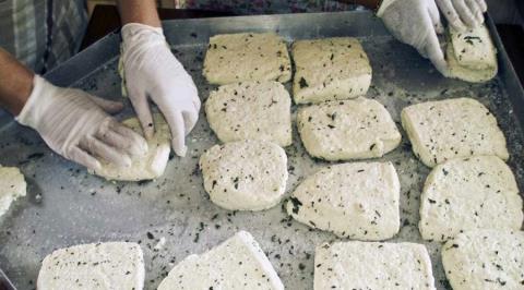 &Kappa;&alpha;&theta;&eta;&sigma;&upsilon;&chi;ά&zeta;&omicron;&upsilon;&nu; &kappa;&alpha;&iota; &omicron;&iota; &tau;&upsilon;&rho;&omicron;&kappa;ό&mu;&omicron;&iota; &gamma;&iota;&alpha; &tau;&iota;&sigmaf; &epsilon;&xi;&alpha;&gamma;&omega;&gamma;έ&sigmaf; &chi;&alpha;&lambda;&lambda;&omicron;&upsilon;&mu;&iota;&omicron;ύ, &alpha;&nu;&eta;&sigma;&upsilon;&chi;ί&alpha; &gamma;&iota;&alpha; &tau;&eta;&nu; &pi;&alpha;&rho;&alpha;&gamma;&omega;&gamma;ή-&laquo;&Alpha;&nu; &xi;&epsilon;&phi;ύ&gamma;&omicron;&upsilon;&nu; &tau;&alpha; &kappa;&rho;&omicron;ύ&sigma;&mu;&alpha;&tau;&alpha;, &theta;&alpha; &chi;&alpha;&theta;&epsilon;ί &pi;&omicron;&lambda;ύ &gamma;ά&lambda;&alpha;&raquo;