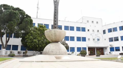 &Pi;&rho;&omicron;&tau;&epsilon;ί&nu;&epsilon;&iota; &epsilon;&pi;&iota;&lambda;&omicron;&gamma;ή &Alpha;&rho;&chi;&eta;&gamma;&omicron;ύ &kappa;&alpha;&iota; &Upsilon;&pi;&alpha;&rho;&chi;&eta;&gamma;&omicron;ύ &Alpha;&sigma;&tau;&upsilon;&nu;&omicron;&mu;ί&alpha;&sigmaf; &alpha;&pi;ό &gamma;&nu;&omega;&mu;&omicron;&delta;&omicron;&tau;&iota;&kappa;ό &sigma;&upsilon;&mu;&beta;&omicron;ύ&lambda;&iota;&omicron; &tau;&omicron; Ά&lambda;&mu;&alpha;-&Theta;έ&tau;&epsilon;&iota; &zeta;ή&tau;&eta;&mu;&alpha; &gamma;&iota;&alpha; &tau;&iota;&sigmaf; &pi;&rho;&omicron;&alpha;&gamma;&omega;&gamma;έ&sigmaf;