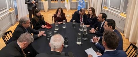 &Eta; &laquo;&xi;&epsilon;&rho;ή&raquo; &alpha;&nu;&alpha;&kappa;&omicron;ί&nu;&omega;&sigma;&eta; &tau;&omega;&nu; &Eta;&nu;&omega;&mu;έ&nu;&omega;&nu; &Epsilon;&theta;&nu;ώ&nu; &gamma;&iota;&alpha; &tau;&eta; &sigma;&upsilon;&nu;ά&nu;&tau;&eta;&sigma;&eta; &Chi;&rho;&iota;&sigma;&tau;&omicron;&delta;&omicron;&upsilon;&lambda;ί&delta;&eta; &kappa;&alpha;&iota; &Gamma;&kappa;&omicron;&upsilon;&tau;έ&rho;&epsilon;&sigmaf;-&Sigma;&upsilon;&zeta;&eta;&tau;ή&theta;&eta;&kappa;&alpha;&nu; &tau;&alpha; &epsilon;&pi;ό&mu;&epsilon;&nu;&alpha; &beta;ή&mu;&alpha;&tau;&alpha;