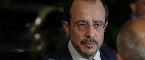 &Epsilon;&pi;&alpha;&nu;&alpha;&beta;&epsilon;&beta;&alpha;ί&omega;&sigma;&epsilon; ό&tau;&iota; &eta; &Kappa;ύ&pi;&rho;&omicron;&sigmaf; &epsilon;ί&nu;&alpha;&iota; &alpha;&sigma;&phi;&alpha;&lambda;ή&sigmaf; &kappa;ό&mu;&beta;&omicron;&sigmaf; &omicron; &Chi;&rho;&iota;&sigma;&tau;&omicron;&delta;&omicron;&upsilon;&lambda;ί&delta;&eta;&sigmaf;-&laquo;&Delta;&epsilon;&nu; &delta;έ&chi;&theta;&eta;&kappa;&epsilon; &pi;&omicron;&tau;έ &epsilon;&pi;ί&theta;&epsilon;&sigma;&eta;, &delta;&epsilon;&nu; &epsilon;ί&mu;&alpha;&sigma;&tau;&epsilon; &sigma;&tau;&eta;&nu; &pi;&rho;ώ&tau;&eta; &gamma;&rho;&alpha;&mu;&mu;ή&raquo;