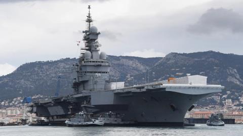 &Alpha;&pi;ί&theta;&alpha;&nu;&eta; &gamma;&kappa;ά&phi;&alpha; &Gamma;ά&lambda;&lambda;&omicron;&upsilon; &alpha;&xi;&iota;&omega;&mu;&alpha;&tau;&iota;&kappa;&omicron;ύ &alpha;&pi;&omicron;&kappa;ά&lambda;&upsilon;&psi;&epsilon; &tau;&eta;&nu; &alpha;&pi;ό&rho;&rho;&eta;&tau;&eta; &theta;έ&sigma;&eta; &tau;&omicron;&upsilon; &alpha;&epsilon;&rho;&omicron;&pi;&lambda;&alpha;&nu;&omicron;&phi;ό&rho;&omicron;&upsilon; &laquo;&Sigma;&alpha;&rho;&lambda; &nu;&tau;&epsilon; &Gamma;&kappa;&omega;&lambda;&raquo;-&Beta;&rho;ί&sigma;&kappa;&epsilon;&tau;&alpha;&iota; &beta;&omicron;&rho;&epsilon;&iota;&omicron;&delta;&upsilon;&tau;&iota;&kappa;ά &tau;&eta;&sigmaf; &Kappa;ύ&pi;&rho;&omicron;&upsilon;