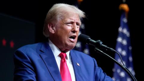 &Omicron; &Tau;&rho;&alpha;&mu;&pi; &kappa;&alpha;&tau;&eta;&gamma;&omicron;&rho;&epsilon;ί &tau;&omicron; &Nu;&Alpha;&Tau;&Omicron; &gamma;&iota;&alpha; &laquo;έ&lambda;&lambda;&epsilon;&iota;&psi;&eta; &upsilon;&pi;&omicron;&sigma;&tau;ή&rho;&iota;&xi;&eta;&sigmaf;&raquo; &sigma;&tau;&omicron;&nu; &pi;ό&lambda;&epsilon;&mu;&omicron; &kappa;&alpha;&tau;ά &tau;&omicron;&upsilon; &Iota;&rho;ά&nu;-&Delta;&epsilon;&iota;&lambda;&omicron;ί &theta;&alpha; &tau;&omicron; &theta;&upsilon;&mu;ό&mu;&alpha;&sigma;&tau;&epsilon;