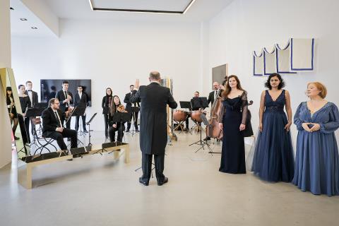 &Tau;&epsilon;&lambda;έ&sigma;&tau;&eta;&kappa;&alpha;&nu; &tau;&alpha; &epsilon;&gamma;&kappa;&alpha;ί&nu;&iota;&alpha; &tau;&eta;&sigmaf; &epsilon;&iota;&kappa;&alpha;&sigma;&tau;&iota;&kappa;ή&sigmaf; έ&kappa;&theta;&epsilon;&sigma;&eta;&sigmaf; &laquo;Beauty in Question: thinking through and beyond form&raquo; &sigma;&tau;&omicron; &pi;&lambda;&alpha;ί&sigma;&iota;&omicron; &tau;&eta;&sigmaf; &Kappa;&upsilon;&pi;&rho;&iota;&alpha;&kappa;ή&sigmaf; &Pi;&rho;&omicron;&epsilon;&delta;&rho;ί&alpha;&sigmaf;