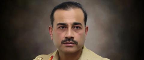 O «αγαπημένος στρατάρχης» του Τραμπ από το Πακιστάν που έχει αναλάβει ρόλο μεσολαβητή ανάμεσα σε ΗΠΑ και Ιράν-Ποιος είναι ο Ασίμ Μουνίρ