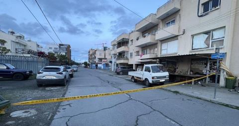 Στο κελί ο 36χρονος που απειλούσε με μαχαίρι γυναίκες σε διαμέρισμα στη Λάρνακα-«Ήταν επισκέπτης, δεν βρίσκεται σε κατάσταση να επικοινωνήσει»