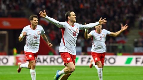 Ο Λεβαντόφσκι και η παρέα του έβαλαν τέλος στα όνειρα της Αλβανίας για Μουντιάλ