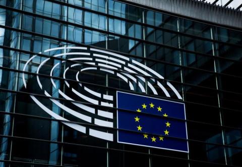 &Epsilon;&pi;&iota;&sigma;&tau;&omicron;&lambda;ή &Kappa;&omicron;&mu;&iota;&sigma;&iota;ό&nu; &sigma;&epsilon; &Kappa;ύ&pi;&rho;&omicron; &kappa;&alpha;&iota; ά&lambda;&lambda;&alpha; 18 &kappa;&rho;ά&tau;&eta; &mu;έ&lambda;&eta; &lambda;ό&gamma;&omega; &mu;&eta; &epsilon;&phi;&alpha;&rho;&mu;&omicron;&gamma;ή&sigmaf; &nu;έ&alpha;&sigmaf; &Epsilon;&upsilon;&rho;&omega;&pi;&alpha;ϊ&kappa;ή&sigmaf; &Pi;&lambda;&alpha;&tau;&phi;ό&rho;&mu;&alpha;&sigmaf; &Epsilon;&tau;&alpha;&iota;&rho;&iota;&kappa;ή&sigmaf; &Delta;&iota;&alpha;&phi;ά&nu;&epsilon;&iota;&alpha;&sigmaf;