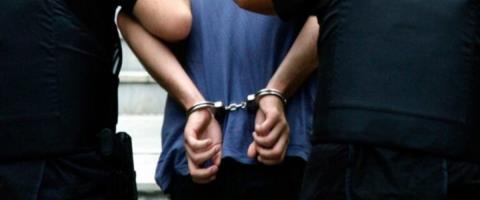 Δεκατετράχρονος μαθητής συνελήφθη για παράνομη οπλοκατοχή σε Γυμνάσιο