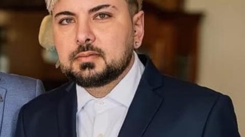 &Epsilon;&xi;&alpha;&phi;&alpha;&nu;ί&sigma;&tau;&eta;&kappa;&epsilon; &epsilon;&delta;ώ &kappa;&alpha;&iota; &delta;ύ&omicron; &epsilon;&beta;&delta;&omicron;&mu;ά&delta;&epsilon;&sigmaf; &omicron; 31&chi;&rho;&omicron;&nu;&omicron;&sigmaf; &Gamma;&iota;ώ&rho;&gamma;&omicron;&sigmaf;-&Upsilon;&pi;ή&rho;&xi;&epsilon; &tau;&eta;&lambda;&epsilon;&phi;&omega;&nu;&iota;&kappa;ή &epsilon;&pi;&iota;&kappa;&omicron;&iota;&nu;&omega;&nu;ί&alpha; &tau;&omicron; &beta;&rho;ά&delta;&upsilon; &tau;&eta;&sigmaf; &Pi;&alpha;&rho;&alpha;&sigma;&kappa;&epsilon;&upsilon;ή&sigmaf; (pic)