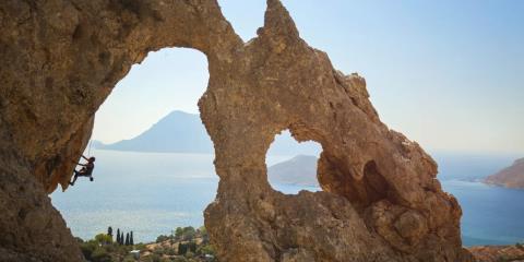 Τραγωδία στην Κάλυμνο-Σκοτώθηκε 60χρονος Τσέχος αναρριχητής ύστερα από πτώση από ύψος 10 μέτρων
