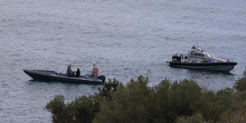 ΒΙΝΤΕΟ: Ανασύρθηκε η σορός του 34χρονου δύτη από το «Πηγάδι του Διαβόλου»-Μεταφέρθηκε με σκάφος του Λιμενικού