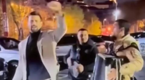 Νόβακ Τζόκοβιτς: Τραγούδησε με πλανόδιους μουσικούς σε δρόμο του Βελιγραδίου, βίντεο