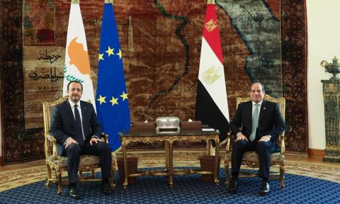 &Sigma;&tau;&eta;&nu; &Alpha;ί&gamma;&upsilon;&pi;&tau;&omicron; &gamma;&iota;&alpha; &tau;&omicron; EGYPES &omicron; &Pi;&rho;ό&epsilon;&delta;&rho;&omicron;&sigmaf;-&Beta;&lambda;έ&pi;&epsilon;&iota; &Sigma;ί&sigma;&iota; &kappa;&alpha;&iota; TOTAL/Energies