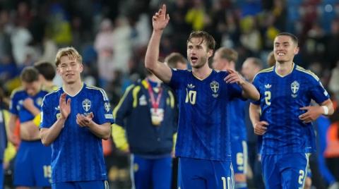 Η Σουηδία πήρε την πρόκριση σε ματς για γερά νεύρα με την Πολωνία, η Τουρκία πήρε το εισιτήριο με Ακτούρκογλου