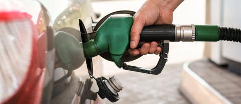 &Alpha;&pi;ό &tau;&iota;&sigmaf; 4 &Alpha;&pi;&rho;&iota;&lambda;ί&omicron;&upsilon; &eta; &mu;&epsilon;ί&omega;&sigma;&eta; &sigma;&tau;&omicron;&nu; &phi;ό&rho;&omicron; &kappa;&alpha;&tau;&alpha;&nu;ά&lambda;&omega;&sigma;&eta;&sigmaf; &sigma;&tau;&alpha; &kappa;&alpha;ύ&sigma;&iota;&mu;&alpha;-&laquo;&Mu;&epsilon;&gamma;ά&lambda;&eta; &delta;&iota;&alpha;&kappa;ύ&mu;&alpha;&nu;&sigma;&eta; &tau;&iota;&mu;ώ&nu; &mu;&epsilon;&tau;&alpha;&xi;ύ &pi;&rho;&alpha;&tau;&eta;&rho;ί&omega;&nu;, &mu;έ&chi;&rho;&iota; &kappa;&alpha;&iota; 20 &sigma;&epsilon;&nu;&tau;&raquo;