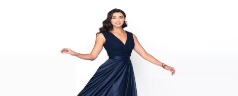 Ευαγγελία Συριοπούλου: «Με τον σύζυγό μου είμαστε μαζί 16 χρόνια, είμαι ακόμα ερωτευμένη μαζί του»