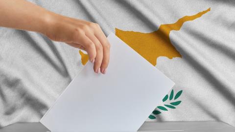 &Epsilon;&kappa;&lambda;&omicron;&gamma;&iota;&kappa;ά &kappa;έ&nu;&tau;&rho;&alpha; &gamma;&iota;&alpha; &tau;&iota;&sigmaf; &Beta;&omicron;&upsilon;&lambda;&epsilon;&upsilon;&tau;&iota;&kappa;έ&sigmaf; &sigma;&epsilon; &Alpha;&theta;ή&nu;&alpha;, &Theta;&epsilon;&sigma;&sigma;&alpha;&lambda;&omicron;&nu;ί&kappa;&eta;, &Lambda;&omicron;&nu;&delta;ί&nu;&omicron; &kappa;&alpha;&iota; &Beta;&rho;&upsilon;&xi;έ&lambda;&lambda;&epsilon;&sigmaf;