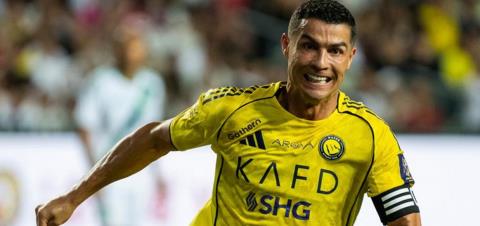 Έτοιμος να γράψει ιστορία ο Κριστιάνο-Έφτασε τα 967 γκολ και συνεχίζει