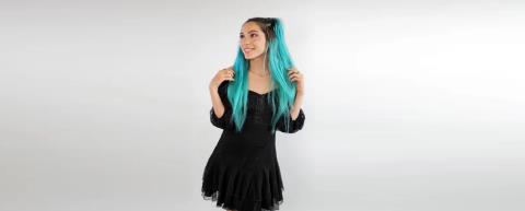 H τραγουδίστρια και κόρη του Λάζαρου Γεωργακόπουλου, Joanne, αποκαλύπτει τη μάχη της με την κατάθλιψη