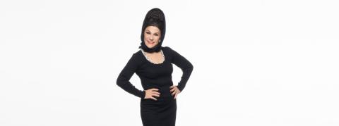 Χρύσα Ρώπα: «Μέσα μου ζει και ένα μικρό παιδί που δεν το αγάπησαν»