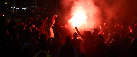 Κάηκε η Νέα Φιλαδάλφεια για τη νίκη της ΑΕΚ επί του Ολυμπιακού (vids&pics)