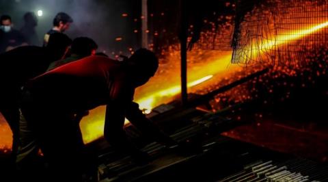 Νεαροί κατασκεύαζαν ρουκέτες και προκάλεσαν έκρηξη-Στο νοσοκομείο πέντε πρόσωπα στη Χίο