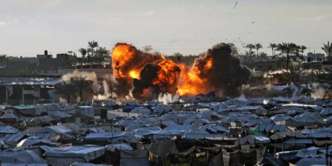 Σχέδιο δύο φάσεων για το τέλος του πολέμου έλαβαν ΗΠΑ και Ιράν-Στο τραπέζι επαναλειτουργία των Στενών του Ορμούζ
