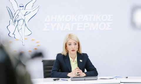 &Sigma;&tau;ή&nu;&epsilon;&iota; &xi;&alpha;&nu;ά &sigma;&tau;&omicron;&nu; &tau;&omicron;ί&chi;&omicron; &tau;&omicron;&nu; &Delta;&rho;&omicron;&upsilon;&sigma;&iota;ώ&tau;&eta; &eta; &Alpha;&nu;&nu;ί&tau;&alpha;-&Tau;&omicron; &mu;ή&nu;&upsilon;&mu;ά &tau;&eta;&sigmaf; &sigma;&epsilon; ό&sigma;&omicron;&upsilon;&sigmaf; &epsilon;&pi;&epsilon;&nu;&delta;ύ&omicron;&upsilon;&nu; &sigma;&tau;&eta;&nu; &alpha;&pi;&omicron;&sigma;&tau;&alpha;&theta;&epsilon;&rho;&omicron;&pi;&omicron;ί&eta;&sigma;&eta; &tau;&omicron;&upsilon; &sigma;&upsilon;&sigma;&tau;ή&mu;&alpha;&tau;&omicron;&sigmaf;