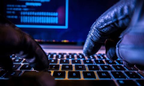 Νέα κόλπα των επιτήδειων, στέλνουν μηνύματα για έγκριση καταβολής επιδόματος σε πολίτες-Προειδοποιούν οι Υπ. Κοινωνικών Ασφαλίσεων