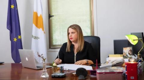 &Pi;&alpha;&rho;&alpha;&beta;ά&sigma;&epsilon;&iota;&sigmaf; &tau;&omicron;&upsilon; &Nu;ό&mu;&omicron;&upsilon; &sigma;&epsilon; &sigma;&tau;έ&gamma;&eta; &eta;&lambda;&iota;&kappa;&iota;&omega;&mu;έ&nu;&omega;&nu; &delta;&iota;&alpha;&pi;ί&sigma;&tau;&omega;&sigma;&epsilon; &eta; &Lambda;&omicron;&tau;&tau;ί&delta;&omicron;&upsilon;-Έ&phi;&omicron;&delta;&omicron;&sigmaf; &sigma;&tau;&eta; &Lambda;&epsilon;&mu;&epsilon;&sigma;ό, &epsilon;&nu;&tau;ό&pi;&iota;&sigma;&alpha;&nu; ά&tau;&omicron;&mu;&alpha; &mu;&epsilon; &nu;&omicron;&eta;&tau;&iota;&kappa;ή &alpha;&nu;&alpha;&pi;&eta;&rho;ί&alpha; &kappa;&alpha;&iota; &sigma;&chi;&iota;&zeta;&omicron;&phi;&rho;έ&nu;&epsilon;&iota;&alpha;