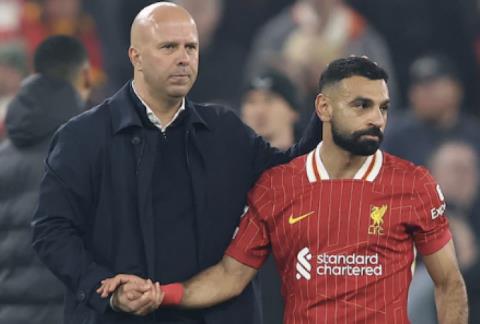 O Σλοτ απάντησε γιατί άφησε στον πάγκο τον Σαλάχ-«Δεν θέλαμε να σκοράρουμε»