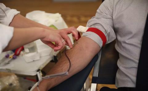 Έκτακτες αιμοδοσίες από το Κέντρο Αίματος για διασφάλιση των αποθεμάτων-Οι σταθμοί που θα λειτουργήσουν